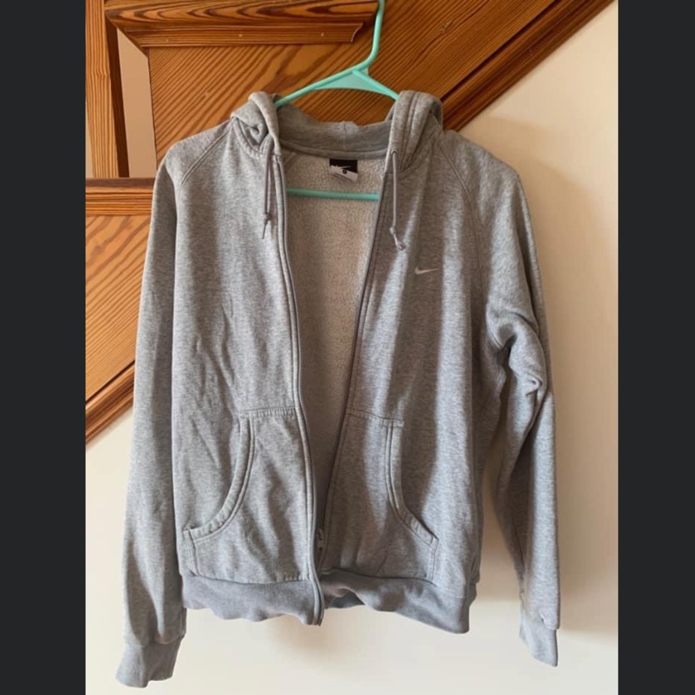 Women’s Nike fleece jacket. Size large.